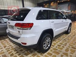 جیپ گراند شیرۆکی